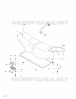 Asiento y cubierta del motor