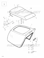 Cubierta y asiento del motor