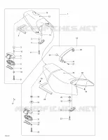Asiento y cubierta del motor